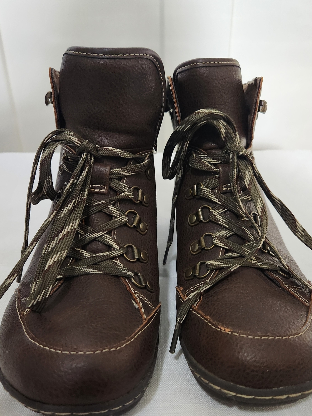 Women's B.O.C Alyssa Brown Leather Lace-Up Casual Boots - Picture 2 of 11